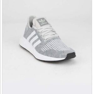 NIB Adidas Swift Run